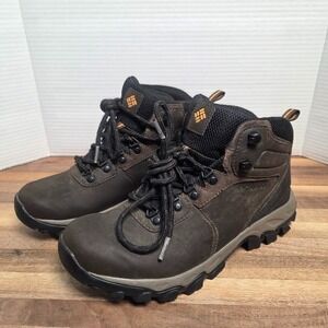 Columbia Newton Ridge Plus II Men's 7.5 Brown Hiking Boots Waterproof BM3970-231